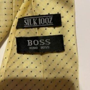 Hugo Boss Classic Men's Woven Silk Yellow Polka Dot Necktie